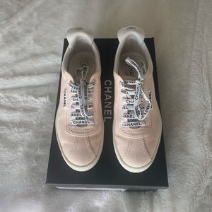Chanel sneakers size 38